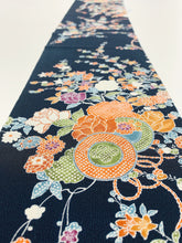 画像をギャラリービューアに読み込む, 鏡裏に草花模様【タックタイプ】