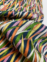 画像をギャラリービューアに読み込む, 草葉模様総地紋【M】