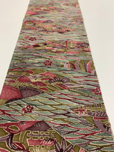 画像をギャラリービューアに読み込む, 青海波に家屋松竹梅模様