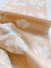 画像をギャラリービューアに読み込む, 総点地紋に花尽くし模様【シュッケニ】