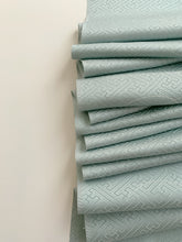 画像をギャラリービューアに読み込む, 読み本に花模様総紗綾地紋【ギャザータイプ】