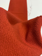 画像をギャラリービューアに読み込む, 織柄一つ紋色無地