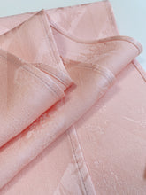 画像をギャラリービューアに読み込む, 桧垣に草花模様織出し無地着物【長】