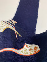 画像をギャラリービューアに読み込む, 中啓模様に楓総地紋