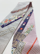 画像をギャラリービューアに読み込む, 組紐に短冊花古典柄模様総地紋