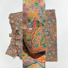 画像をギャラリービューアに読み込む, 絵皿に家屋・花鳥模様