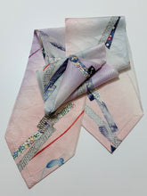 画像をギャラリービューアに読み込む, 組紐に短冊花古典柄模様総地紋