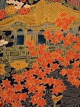 画像をギャラリービューアに読み込む, 寺院に花鳥模様【L】