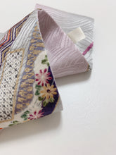 画像をギャラリービューアに読み込む, 組紐に短冊花古典柄模様総地紋