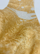 画像をギャラリービューアに読み込む, ヱ霧に枝蕾模様総葉地紋