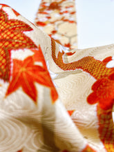 画像をギャラリービューアに読み込む, 梅に紅葉・疋田模様総流水地紋【タックタイプ】