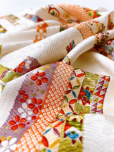 画像をギャラリービューアに読み込む, 【短】古典短冊模様に総梅地紋