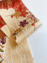 画像をギャラリービューアに読み込む, 唐草地紋にしだれ花模様【短】