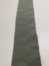 画像をギャラリービューアに読み込む, 色無地秋草地紋