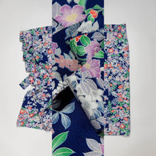 画像をギャラリービューアに読み込む, 総地紋に枝花模様シュッケニ