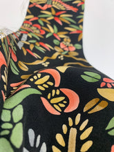 画像をギャラリービューアに読み込む, 鶴に松笹模様