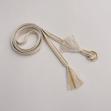 画像をギャラリービューアに読み込む, 金糸の鎌倉組締め