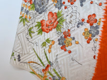 画像をギャラリービューアに読み込む, 絞り変わり斜め縞に牡丹枝梅模様【長】