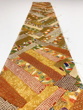 画像をギャラリービューアに読み込む, 短冊に花古典柄総地紋