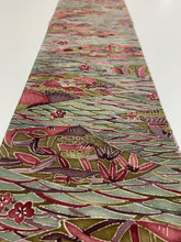 画像をギャラリービューアに読み込む, 青海波に家屋松竹梅模様