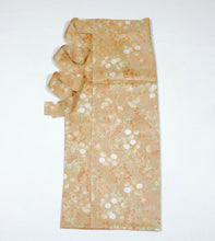 画像をギャラリービューアに読み込む, 万寿菊に草花模様【シュッケニ】