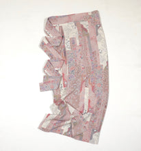 画像をギャラリービューアに読み込む, 短冊に枝梅・牡丹・菊模様【シュッケニ】