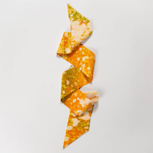 画像をギャラリービューアに読み込む, 抽象草花斑点暈し模様【短】