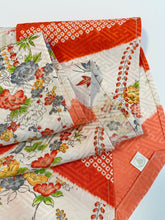 画像をギャラリービューアに読み込む, 絞り変わり斜め縞に牡丹枝梅模様【長】