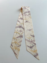 画像をギャラリービューアに読み込む, 抽象鳥模様総地紋【短】