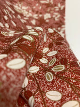 画像をギャラリービューアに読み込む, 枝梅に草花模様に金彩