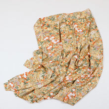 画像をギャラリービューアに読み込む, 総地紋草花模様【タックタイプ】