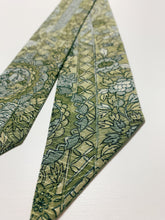 画像をギャラリービューアに読み込む, 華紋に花鳥模様【短より短】