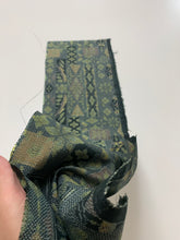 画像をギャラリービューアに読み込む, 短冊に花更紗織り出し本場泥大島紬5マルキ【L】