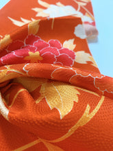 画像をギャラリービューアに読み込む, 牡丹模様総地紋【タックタイプ】