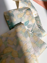 画像をギャラリービューアに読み込む, 椿模様総地紋