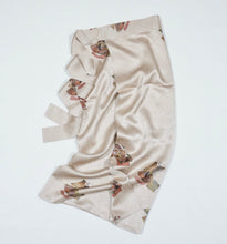 画像をギャラリービューアに読み込む, 色紙に十二単模様総地紋【シュッケニ】