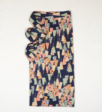 画像をギャラリービューアに読み込む, 扇面に疋田・草花模様【シュッケニ】