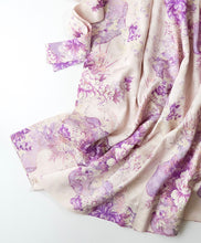 画像をギャラリービューアに読み込む, 総地紋に大花模様【タックタイプ】