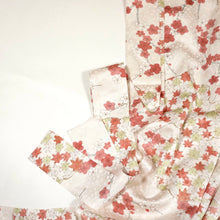 画像をギャラリービューアに読み込む, 雲取りに楓・枝梅模様総地紋【ギャザータイプ】