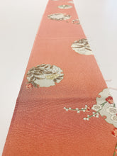 画像をギャラリービューアに読み込む, 雪輪に草花模様【シュッケニ】