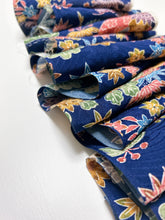 画像をギャラリービューアに読み込む, 扇に草花模様総波地紋【タックタイプ】