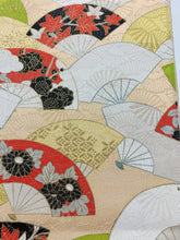 画像をギャラリービューアに読み込む, 金通し扇地紋に扇模様【シュッケニ】