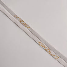 画像をギャラリービューアに読み込む, 藤の高麗組締め