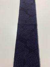 画像をギャラリービューアに読み込む, 子持ち亀甲に松菊楓模様【S】