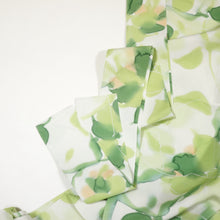 画像をギャラリービューアに読み込む, 枝花模様暈し水彩風【タックタイプ】