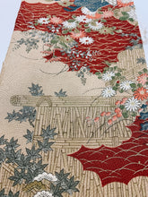 画像をギャラリービューアに読み込む, 垣根に草・御所車模様【シュッケニ】