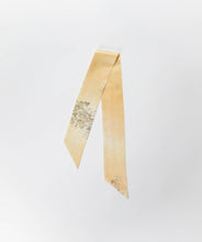 画像をギャラリービューアに読み込む, 流水に草花・花瓶模様総花地紋【短】