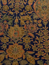 画像をギャラリービューアに読み込む, 動物に花更紗模様【M】