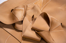 画像をギャラリービューアに読み込む, 抽象花地紋模様