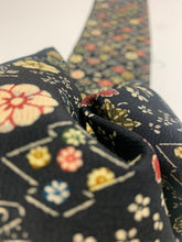 画像をギャラリービューアに読み込む, 松竹梅に古典柄模様